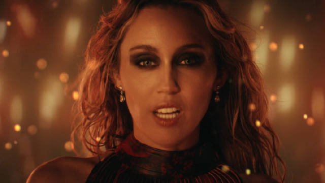 《阿凡达3》北美首周末票房8800万，中国内地劲收4.0554亿元