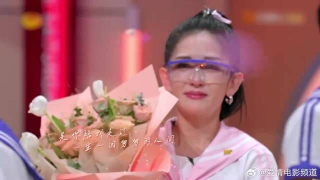 何炅骗姐姐们惩罚残忍，不料看到最后，谢娜瞬间泪奔