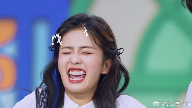 指压板跑步机 白鹿直接疼的飙出女高音，看得我脚都疼的！