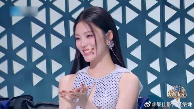 张靓颖翻唱《只为你着迷》，评委赞不绝口：以后只听这版本！