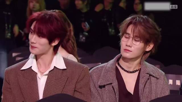 梅开二度的关店来得猝不及防，仿佛一阵风就吹散了热闹