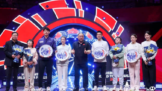 国羽四将陈清晨郑思维黄雅琼刘雨辰退役，张军致谢送祝福