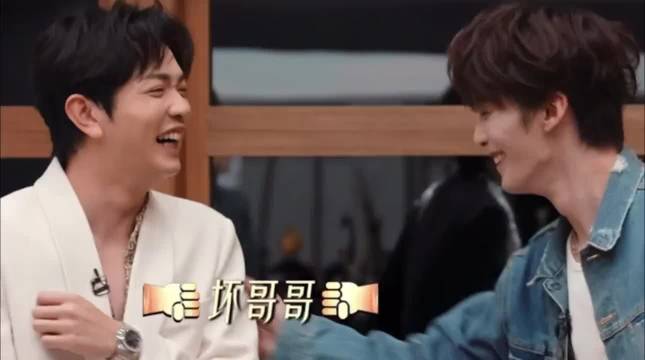 感谢每一个e人朋友的出现让我们慢热的人中更加明媚自信