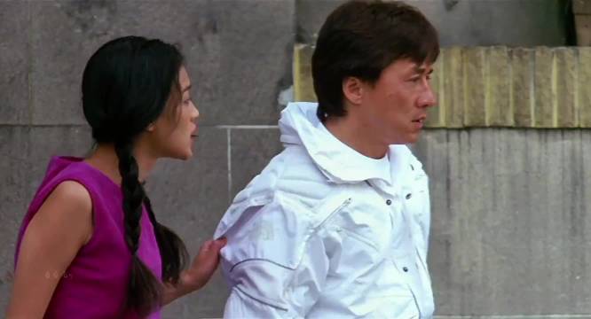 拍戏时千万不要找星爷客串，因为你不知道下一秒到底谁是主角