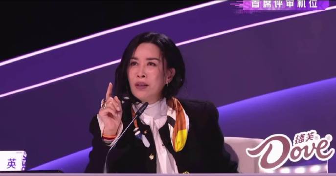 笑晕了我们那姐还是这样嘴在脑子前面飞