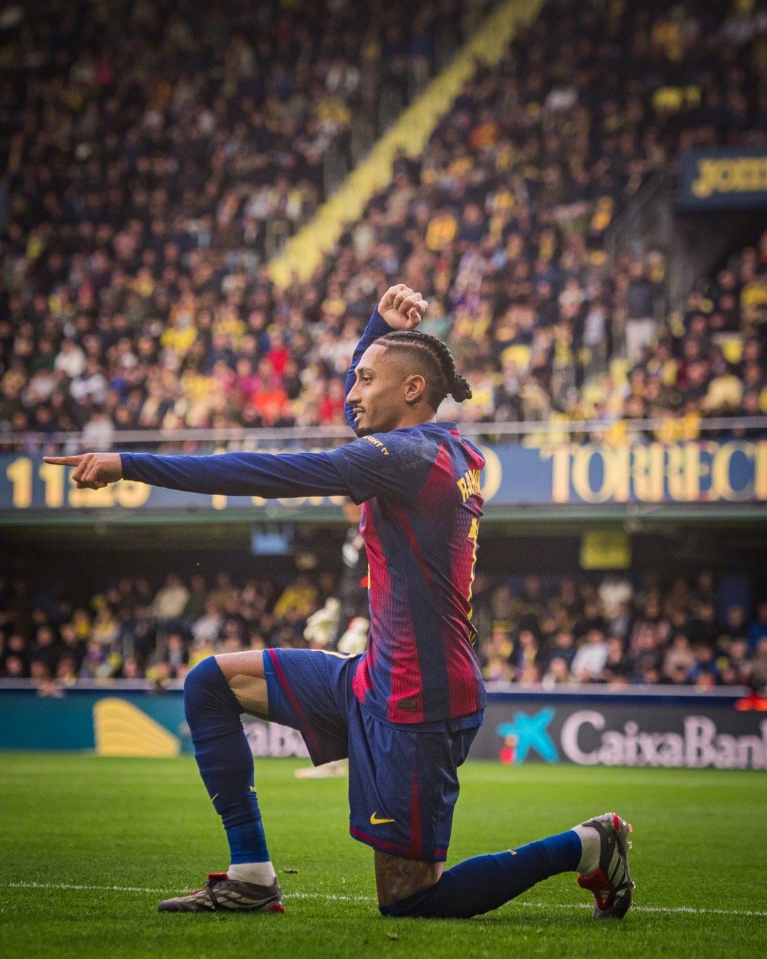 拉菲尼亚与亚马尔展现巴萨天赋与情感