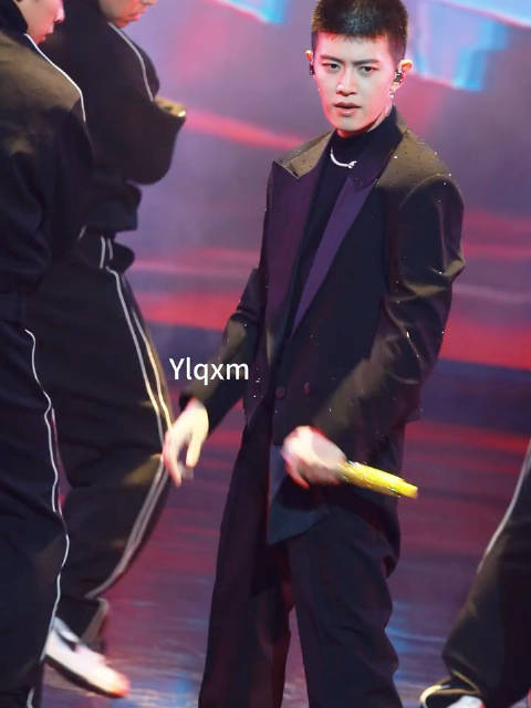 任嘉伦首登江苏卫视跨年舞台