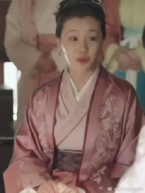 华兰也有自己的打算，谁能不为自己权衡利弊呢