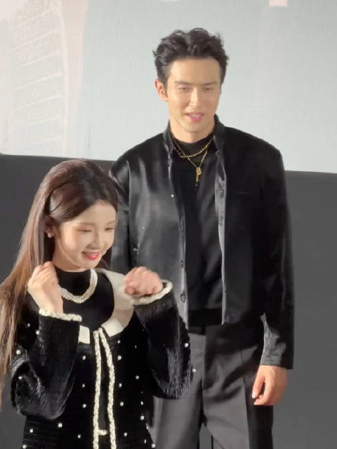 跳撒娇舞好可爱