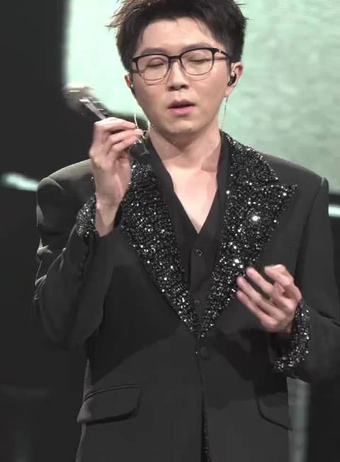 毛不易新歌无名的人引发考生共鸣