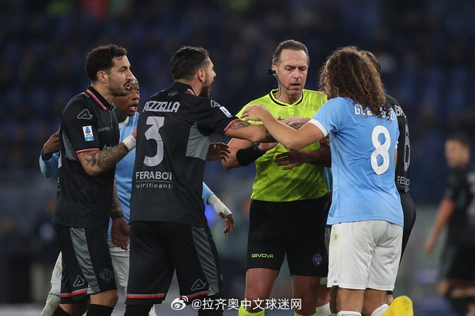 拉齐奥惨败升班马，萨里怒斥裁判漏判红牌与点球