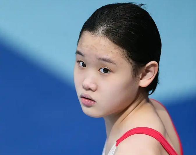 当国家队战友转型直播带货，为何仅全红婵挺身支持？从个体选择看运动员社交圈的真实生态