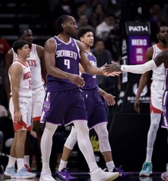 火箭加时遭国王绝杀！杜兰特里程碑夜成空砍，乌度卡怒批球队斗志