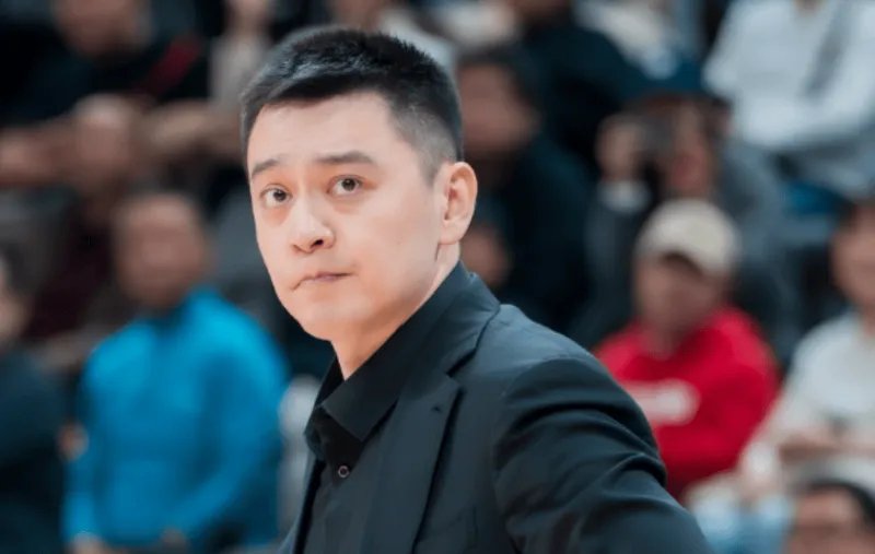 客场三连战在即，杨鸣强调末节断电成隐患，辽宁新阵磨合度几何？