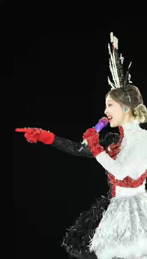 张韶涵全开麦献唱嗓音穿透屏幕