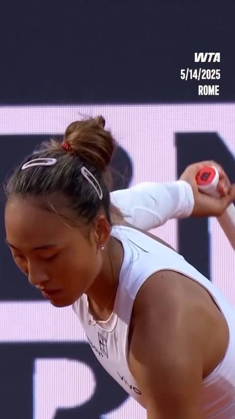 WTA晒郑钦文2025罗马赛神奇Ace获萨巴伦卡点赞