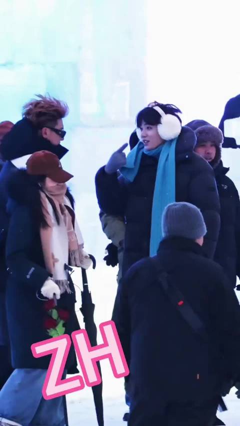 刘耀文黄子韬片场打闹互怼