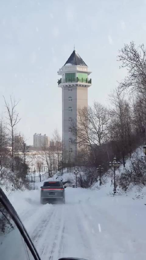 小鹏X9超级增程冰雪试驾活动启动