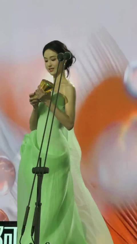 陈都灵获奖感言的含金量