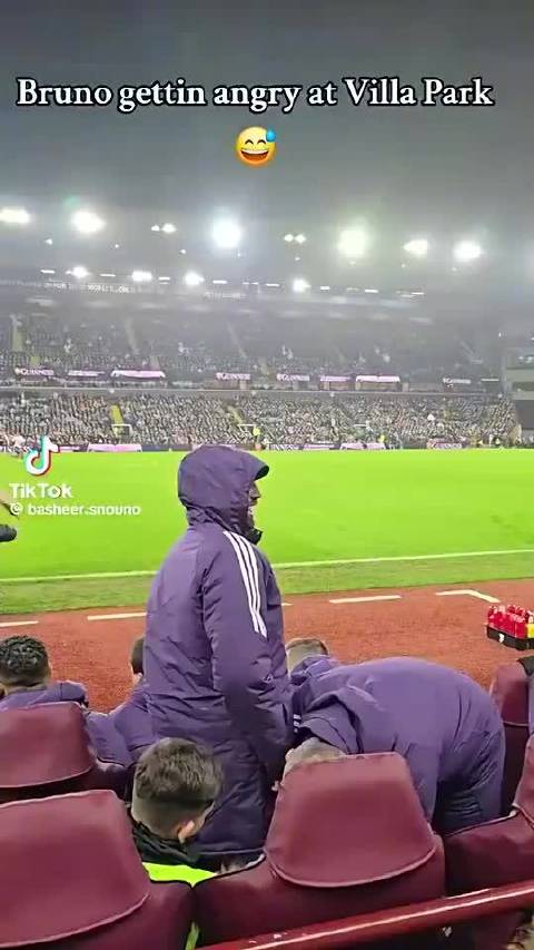 B费遭维拉球迷嘲讽后回击：别因我每次踢你们就进球而生气