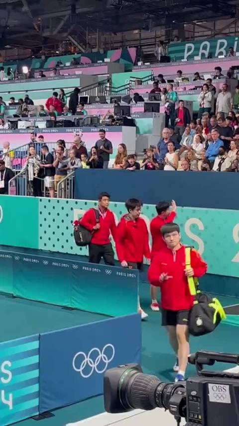 国乒奥运男单二选一，王楚钦稳占席位，樊振东与林诗栋竞争另一名额