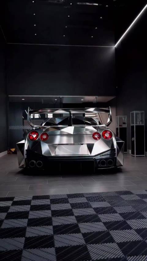 钻石切割面的GTR，可有点太帅了