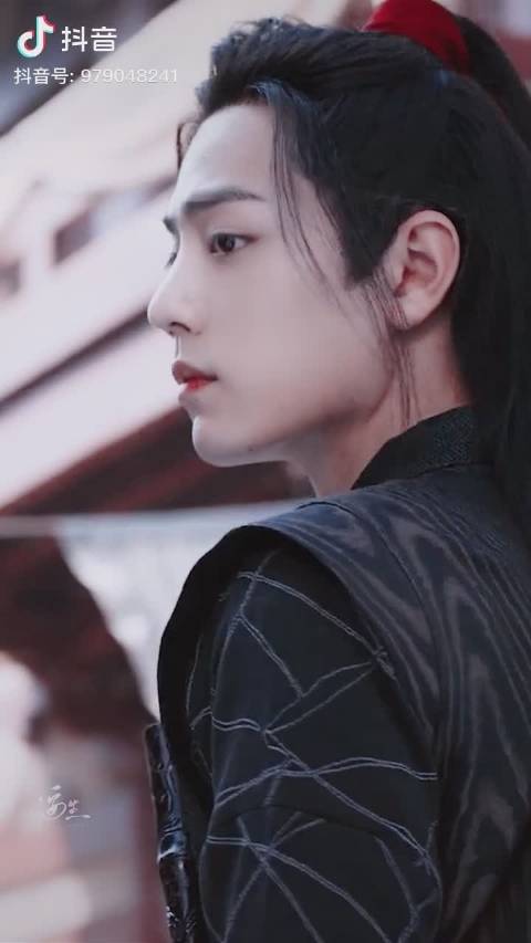 肖战发文回忆陈情令魏无羡角色