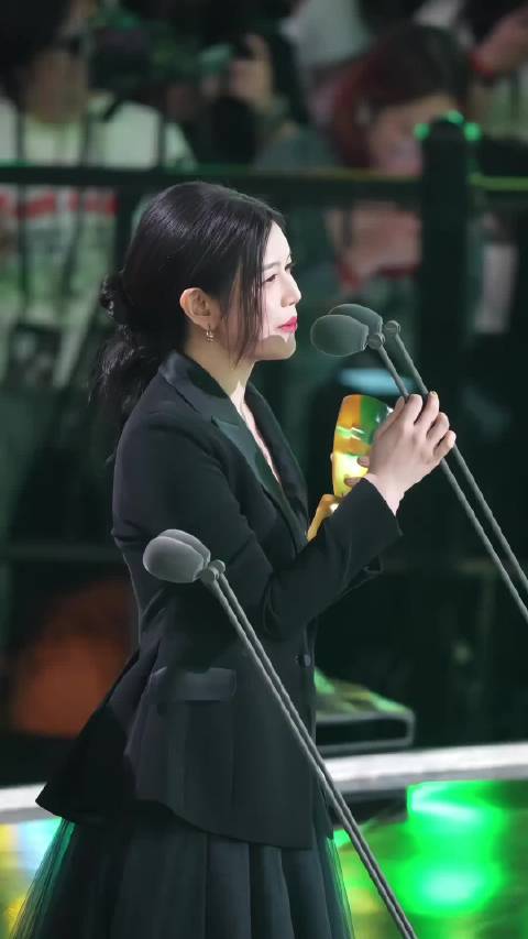 陈妍希获奖时感谢弟弟周柯宇，带来了最好的礼物！