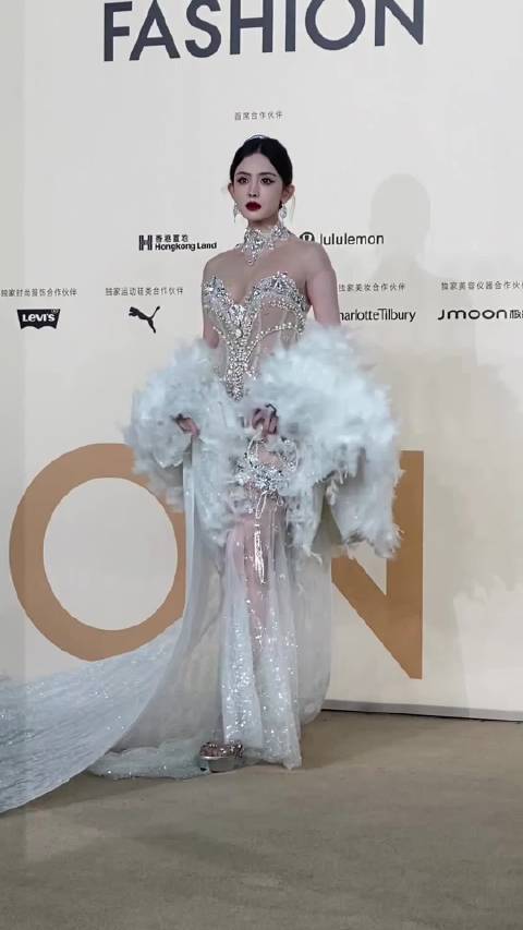 古力娜扎直拍 合集版