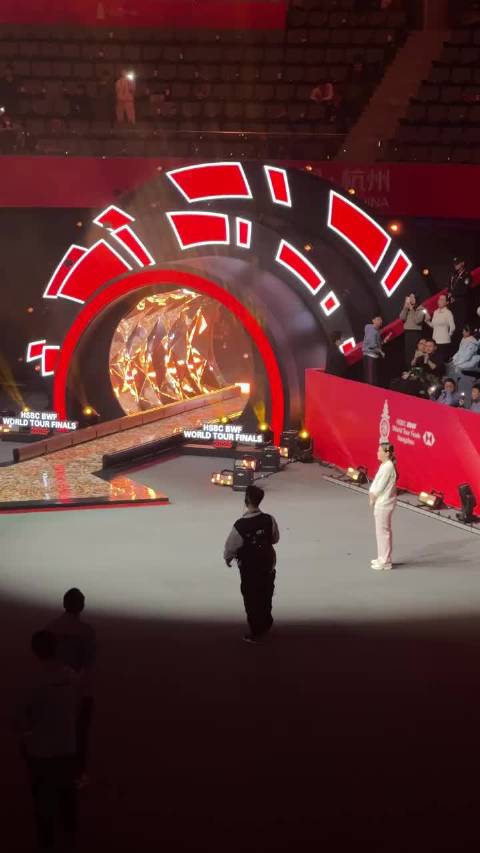 连bgm都偏爱清晨，蹦蹦跳跳地走下去好开心，要开启新的生活了