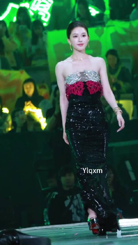 好明媚大大方方不做作真的很让人喜欢