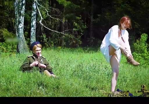 苏军六名女兵被杀，德军狙击手“德莱文”遭到疯狂追杀