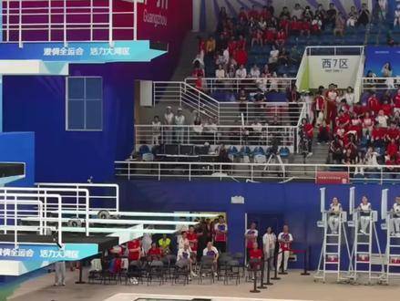 世人总痴迷于瑜亮之争，却忽略了我们是携手共度风雨的最强搭档！