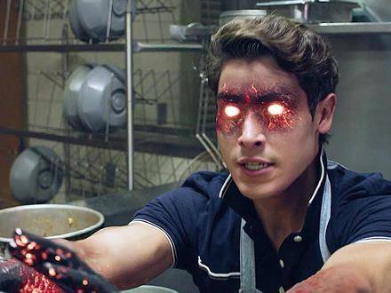 “他渴望登顶最强之列，却独缺浩克的裤子！”