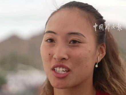 郑钦文谈张雨霏激励，赞其优秀运动员