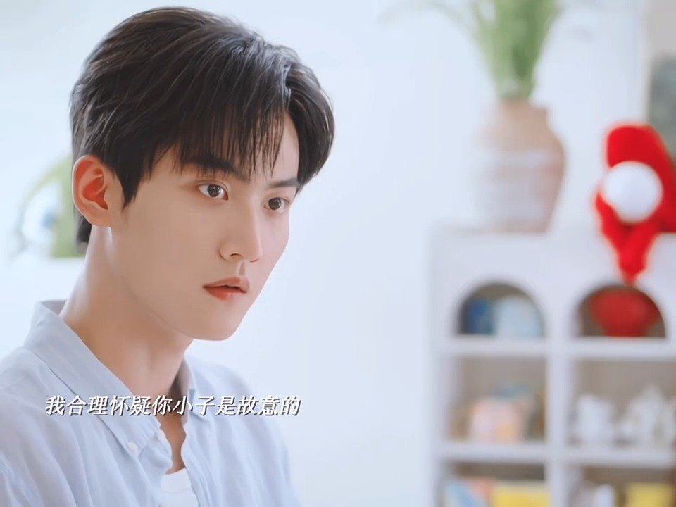 陆医生与李雾对比引热议，陈妍希周柯宇新剧受关注