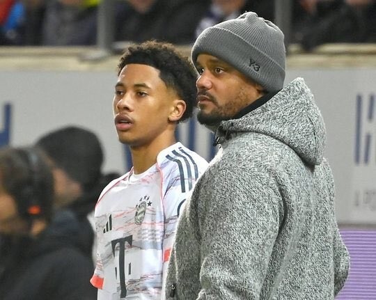 罗马诺：拜仁接近和小将卡夏诺-基亚拉就续约达成协议