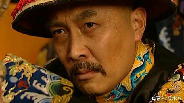 《雍正王朝》中雍正为何叫弘时和弘昼还有三哥胤祉去抄家？