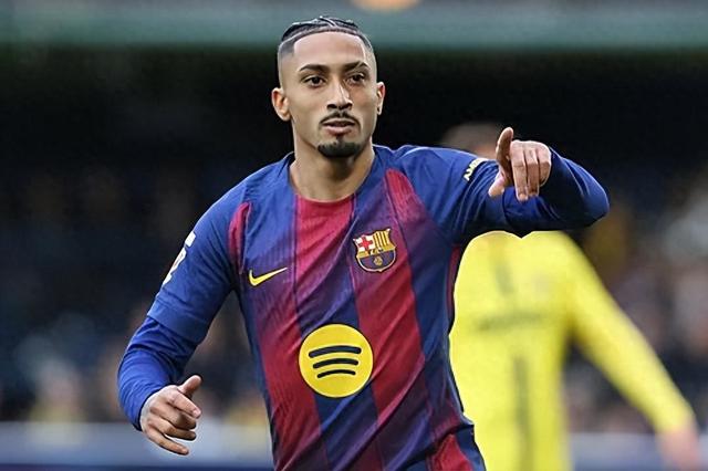 巴萨提前锁定西甲冬季冠军，豪取七连胜并刷新五大纪录，这支球队的战术稳定性能否支撑其笑到最后？