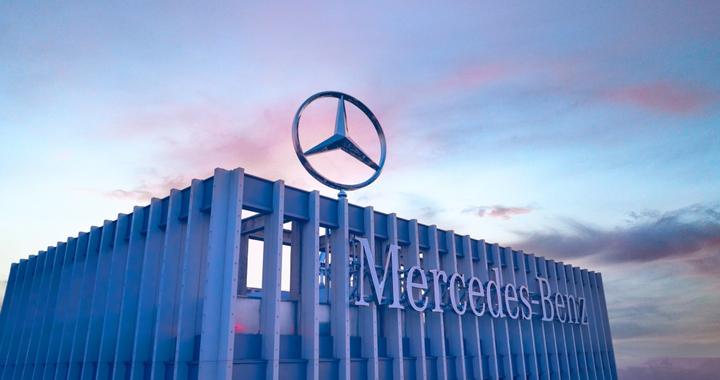 当市场从亢奋回归理性，百年豪华品牌开启反攻