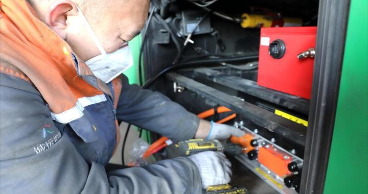 单次充电行驶里程提升超30%！青岛260部公交车动力电池“换芯”