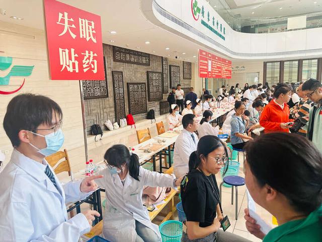 �㶫ʡ��ҽԺ����Ŷӿ���ʧ��ר�������౨������������ �ֽ�/��