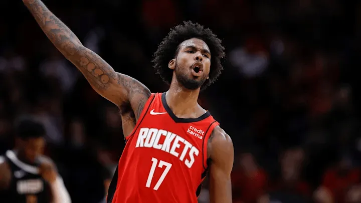 火箭惜败国王！伊森阿门高效，2锋线迷失，谢泼德+申京末节崩盘！