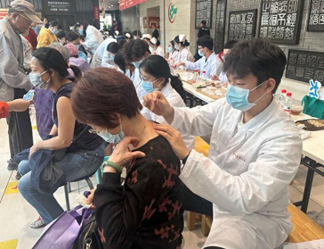 ���ϡ�������ġ����������౨������������ �ֽ�/��