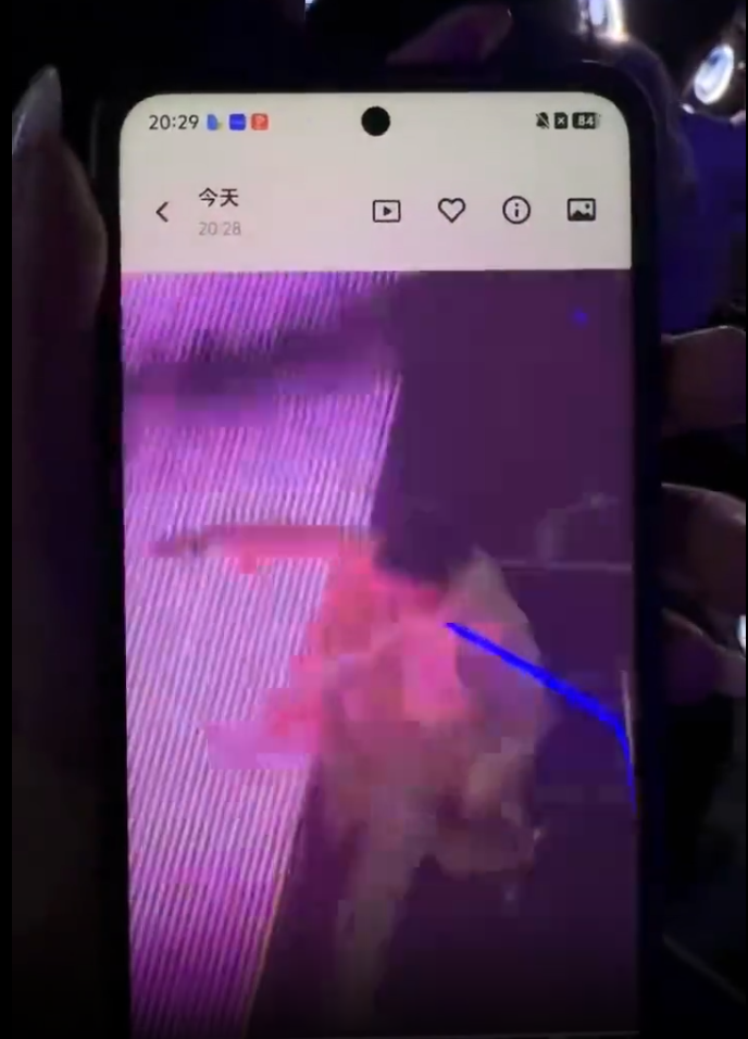 相信音乐回应阿信摔跤：目前状况良好，会由专业医护人员进行详细检查