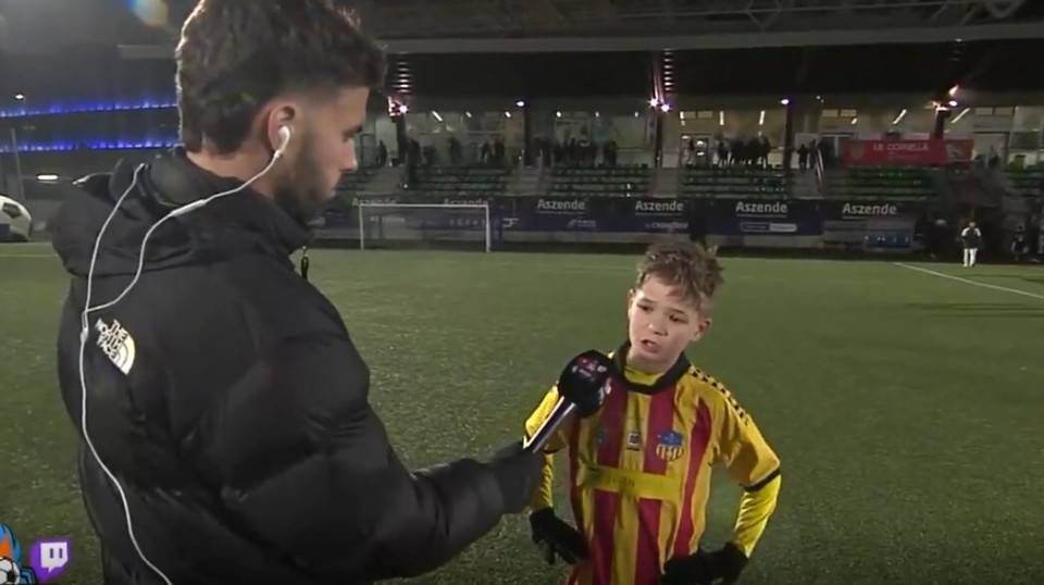 小孩哥，10岁巴萨青训弃将谈被巴萨放弃并锐评亚马尔