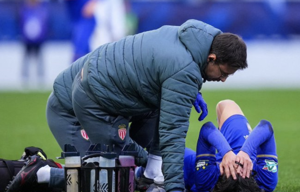 无缘世界杯！30岁日本巨星十字韧带撕裂：故意撞倒对方后自己受伤