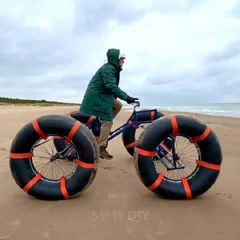 自己打造一款越野脚踏沙地车 户外骑行