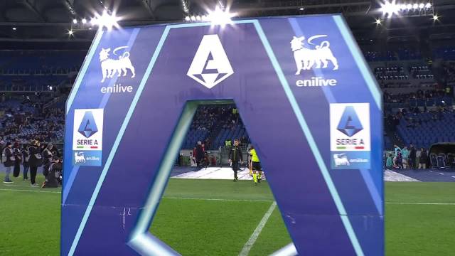 在米哈的画像面前