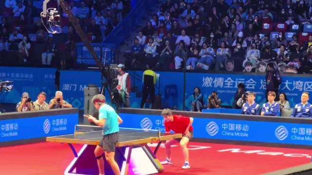 用绝对实力打服对手，点头刹好帅啊 cr.南南猪妈咪